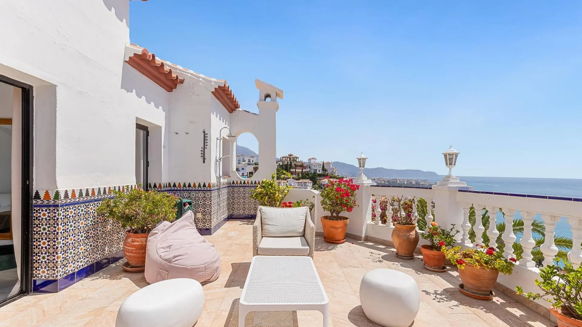 Semesterbostad Casa Joya Nerja Villa Spanien